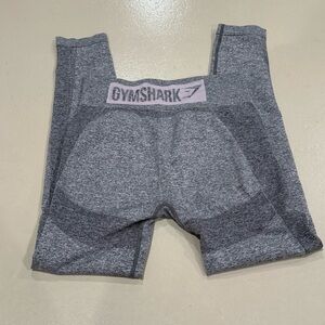 Women’s Gymshark high waist Gray Leggings with pink logo Size L